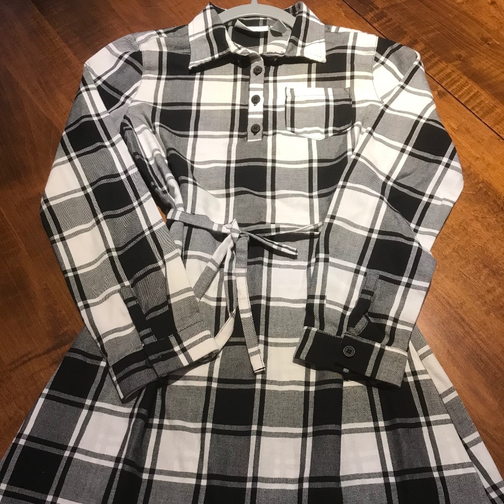 NWOT - Children’s Place Black/White Plaid Dress Girls Size 10/12